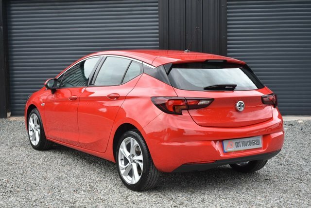 Vauxhall Astra Turbo Sri Hatchback Red #3