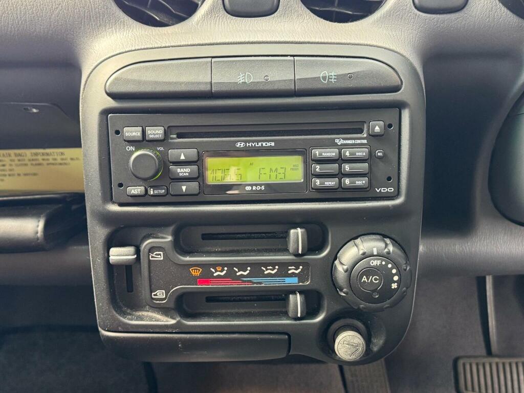 Hyundai Amica Cdx Yellow #17