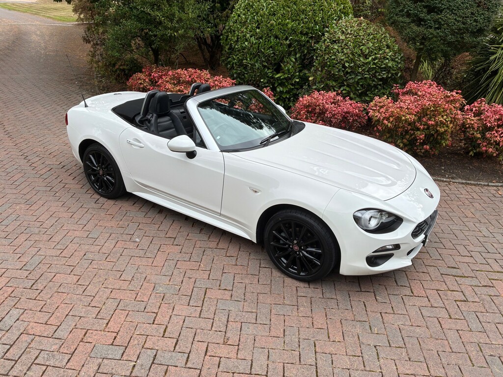 Fiat 124 Spider Red #26