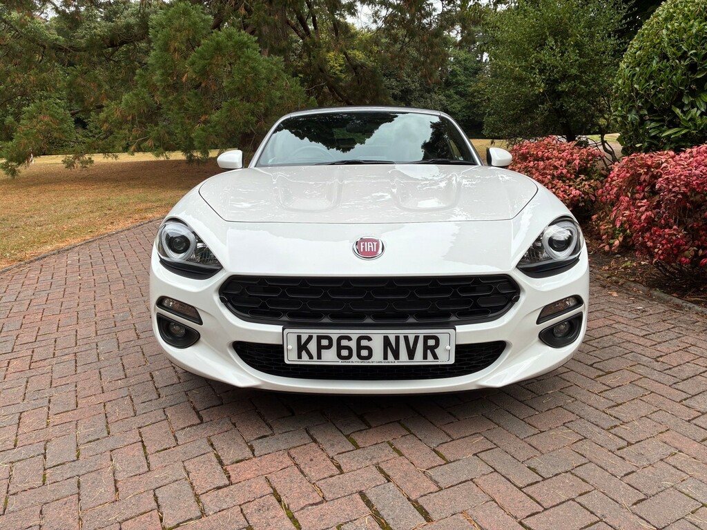 Fiat 124 Spider Red #23