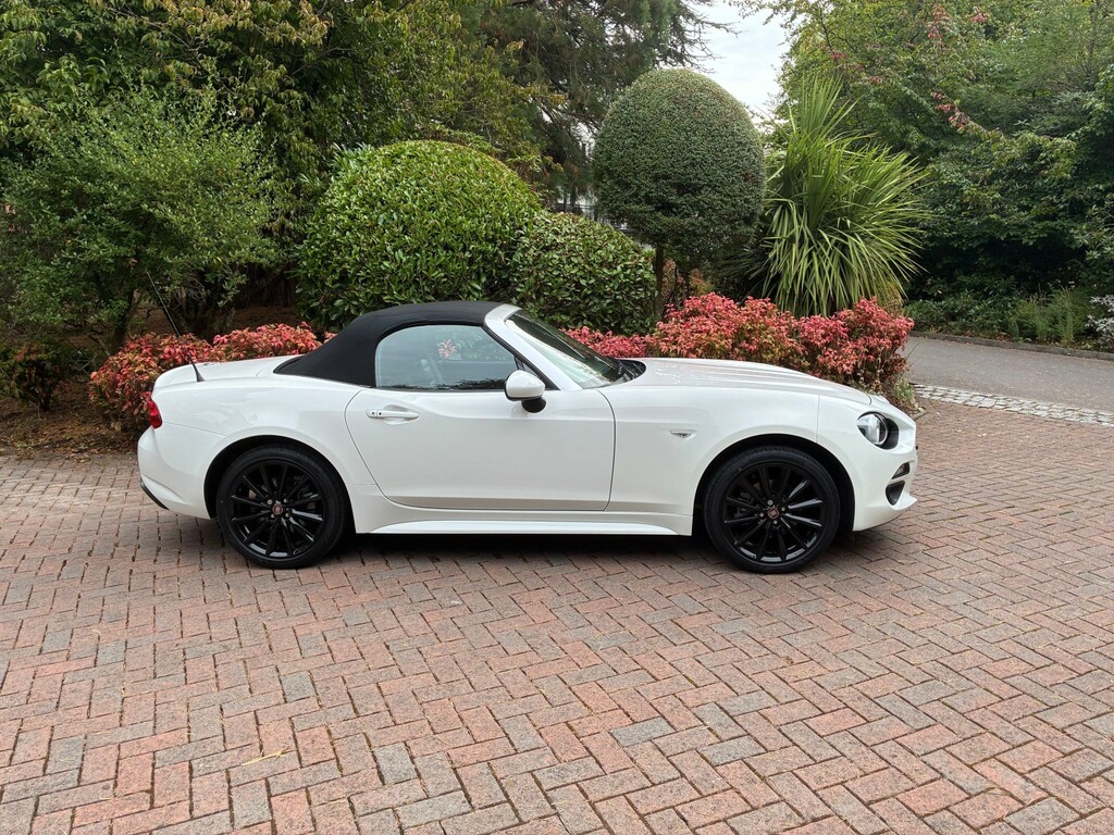 Fiat 124 Spider Red #7
