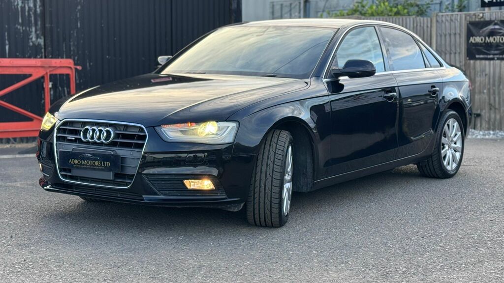 Audi A4 Saloon Black #3