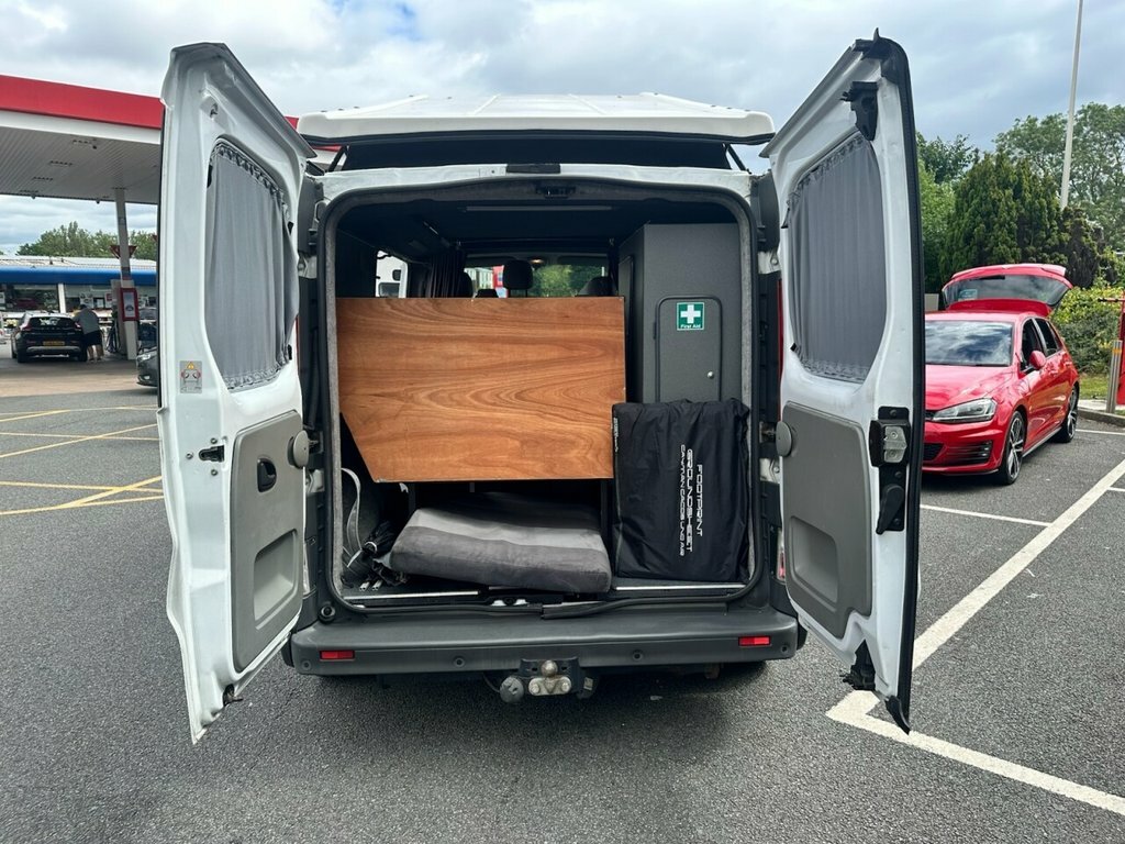 Vauxhall Vivaro #25