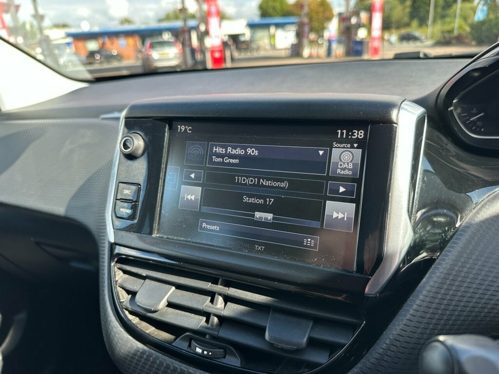 Peugeot 208 Active Silver #29