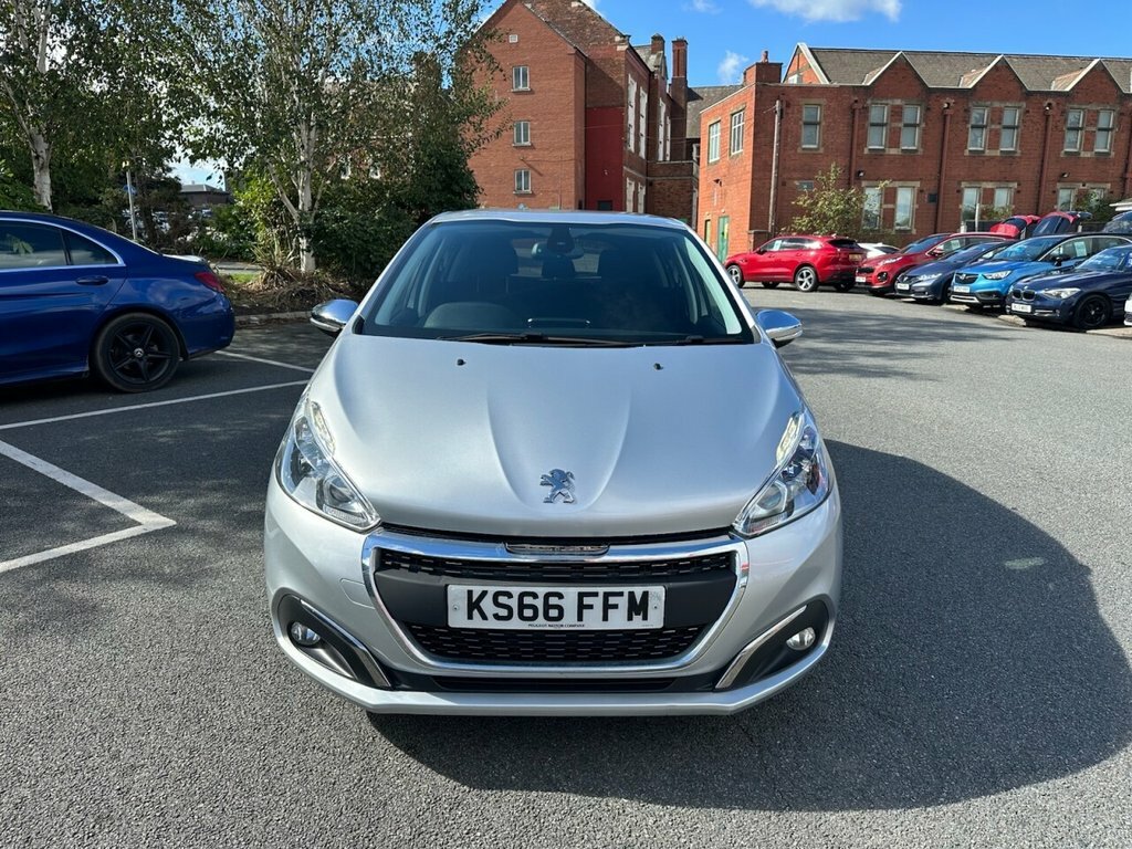 Peugeot 208 Active Silver #8