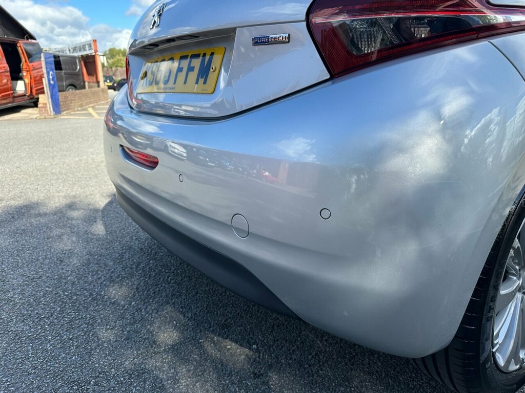 Peugeot 208 Active Silver #28