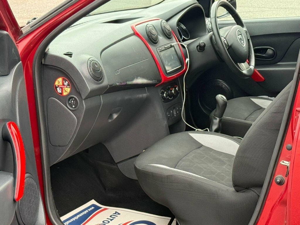 Dacia Sandero Stepway Laureate Blue #29