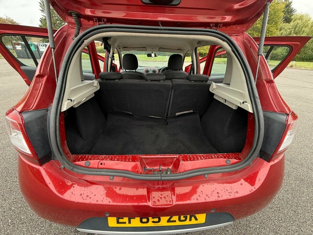 Dacia Sandero Stepway Laureate Blue #27