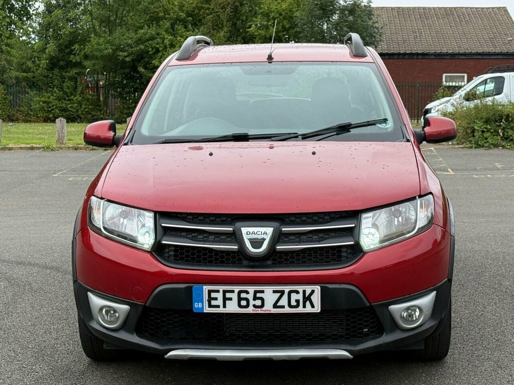 Dacia Sandero Stepway Hatchback Red #2