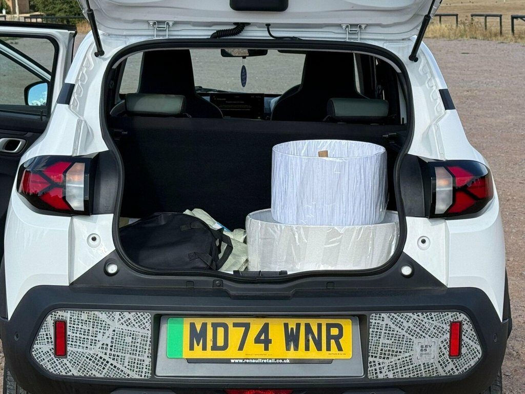 Dacia Spring 27Kwh Extreme 65 48Kw Red #26