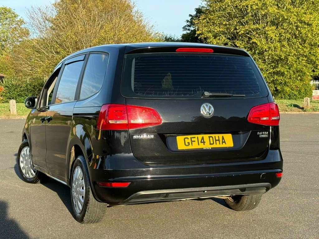 Volkswagen Sharan Mpv Black #4
