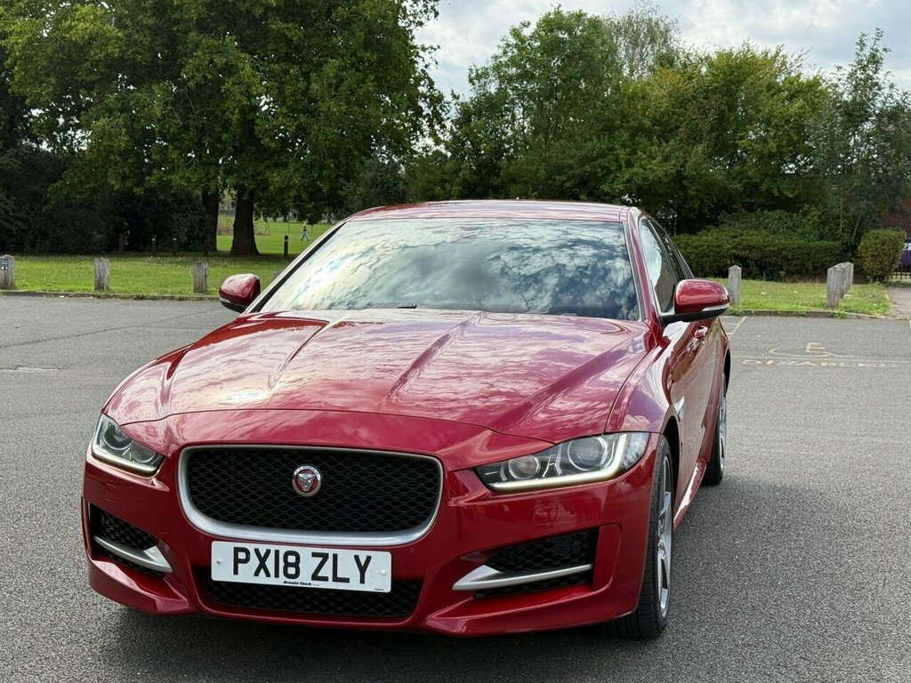 Jaguar XE Saloon Red #6
