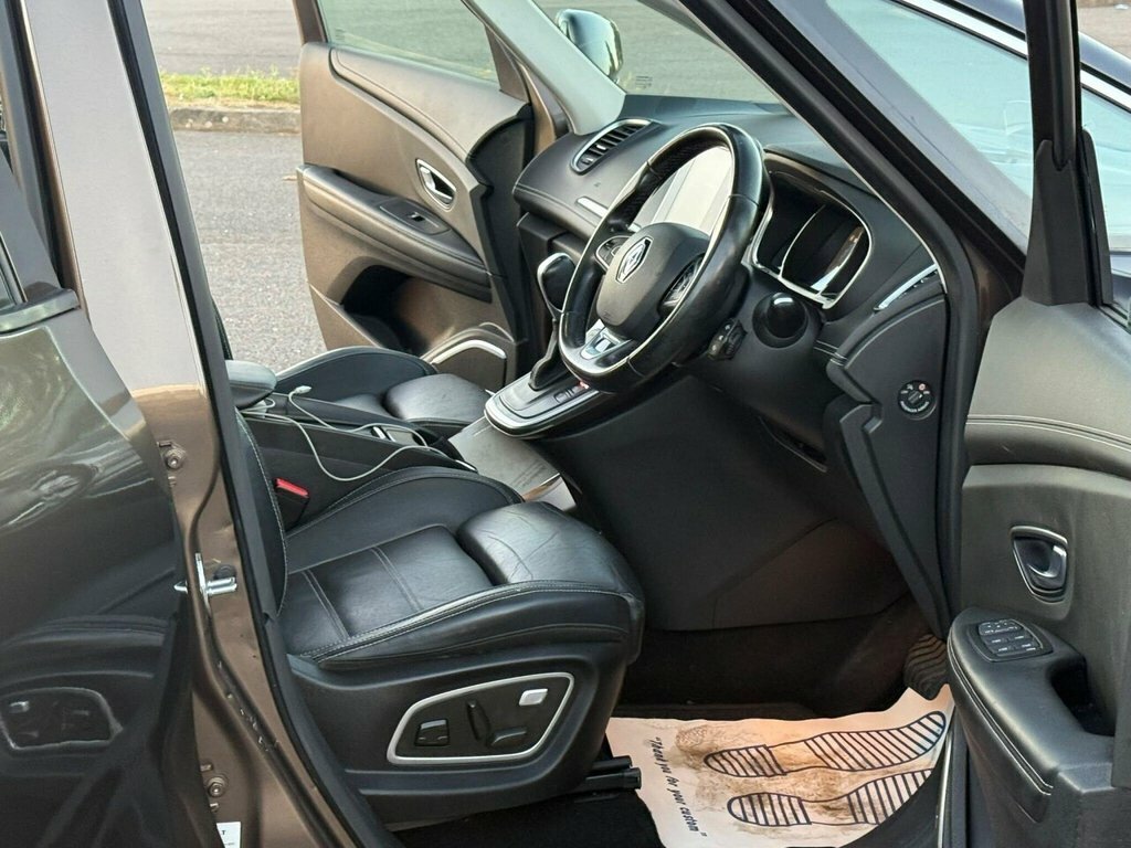 Renault Grand Scenic 2017 66 Dynamique Grey #16
