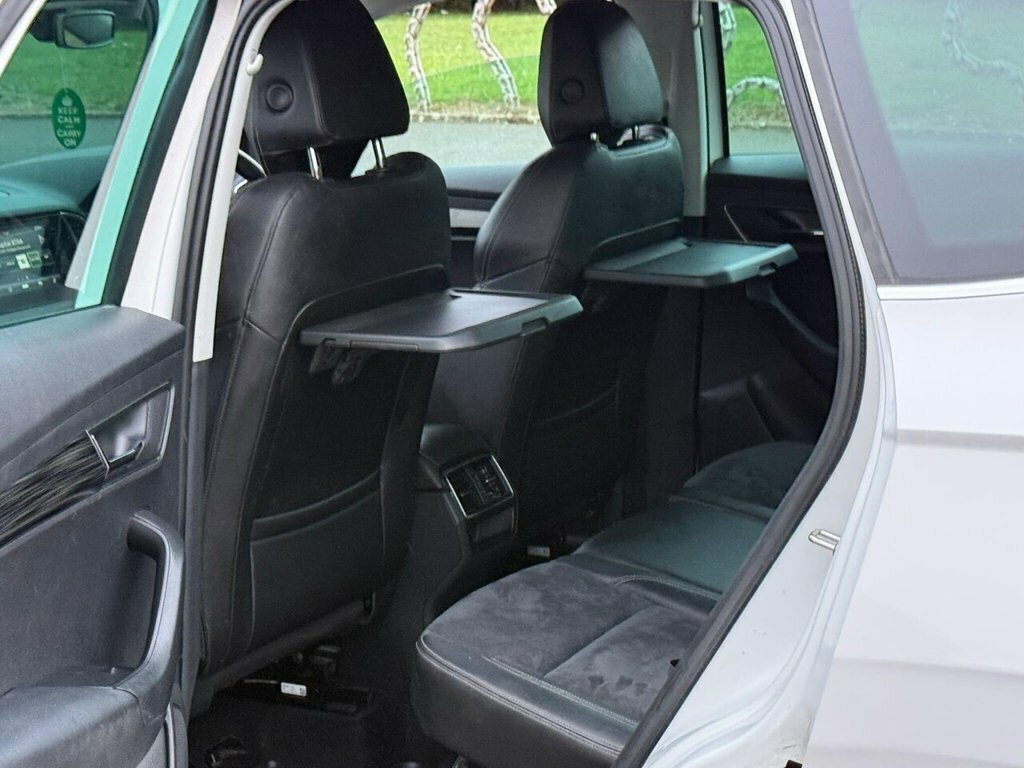 Skoda Karoq Edition Grey #34