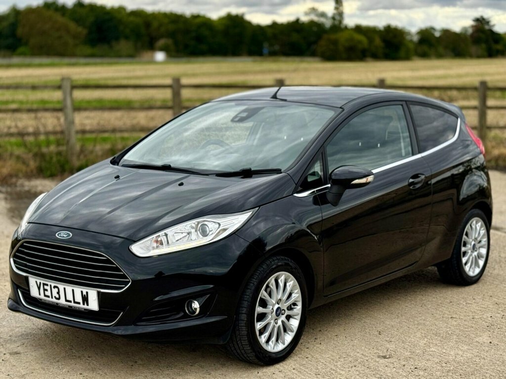 Ford Fiesta 1.0 Ecoboost Zetec 2013 White #1
