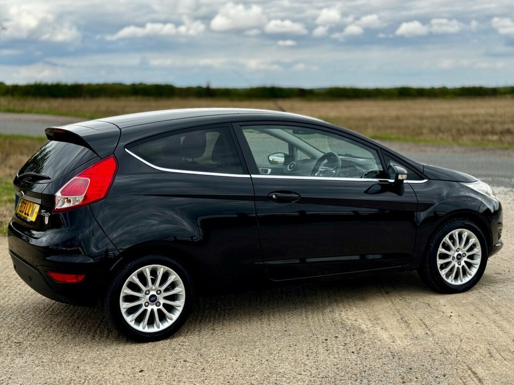 Ford Fiesta 1.0 Ecoboost Zetec 2013 White #12