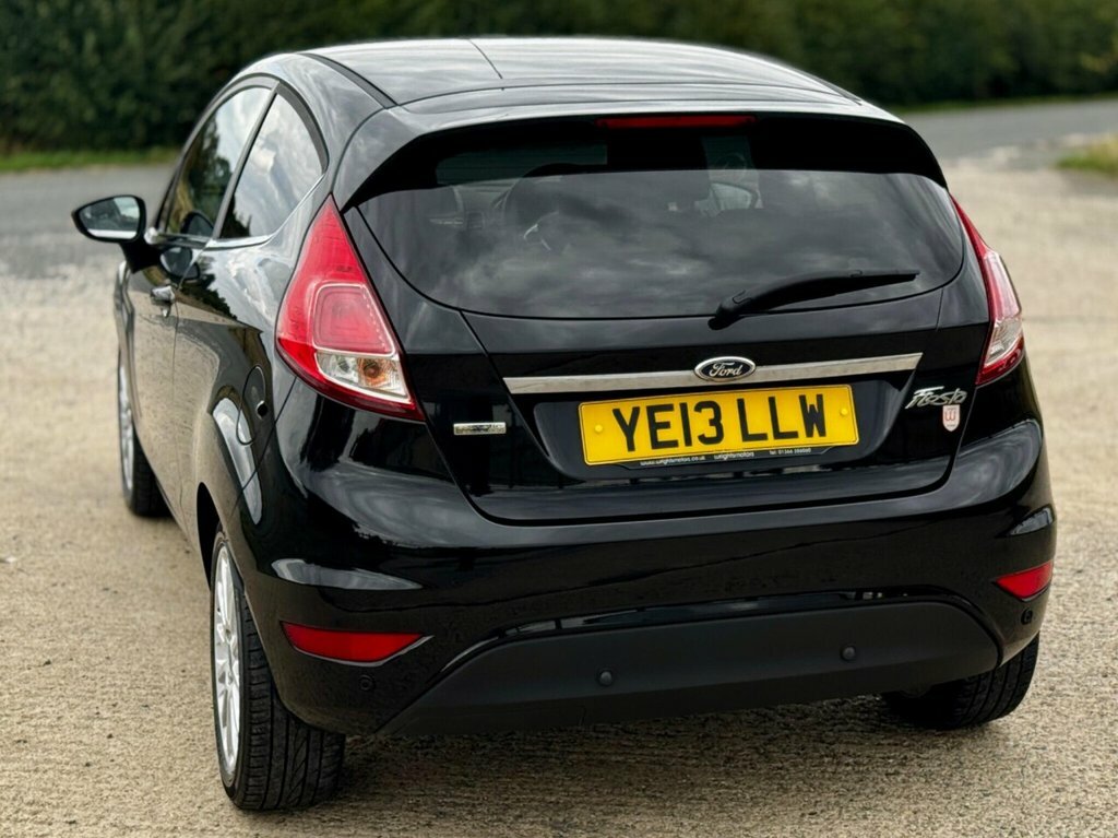 Ford Fiesta 1.0 Ecoboost Zetec 2013 White #18
