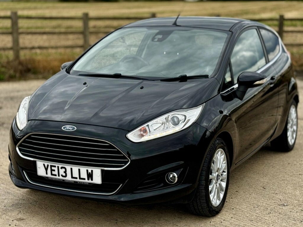 Ford Fiesta 1.0 Ecoboost Zetec 2013 White #2