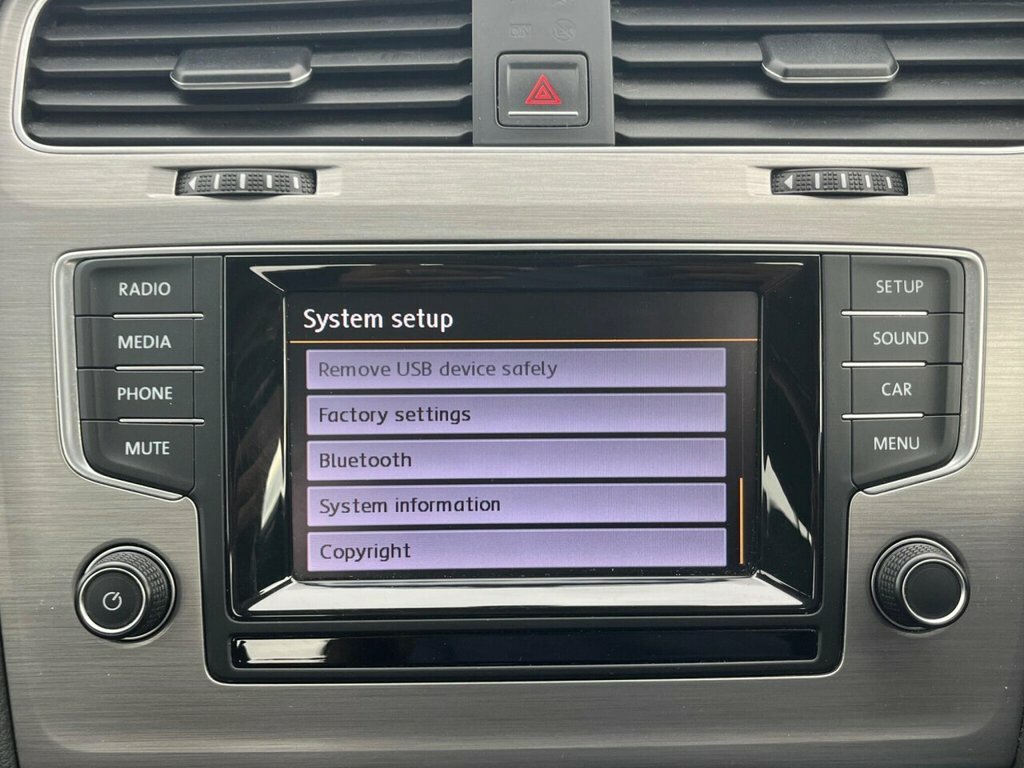 Volkswagen Golf 1.4 Tsi Match Dsg Black #41