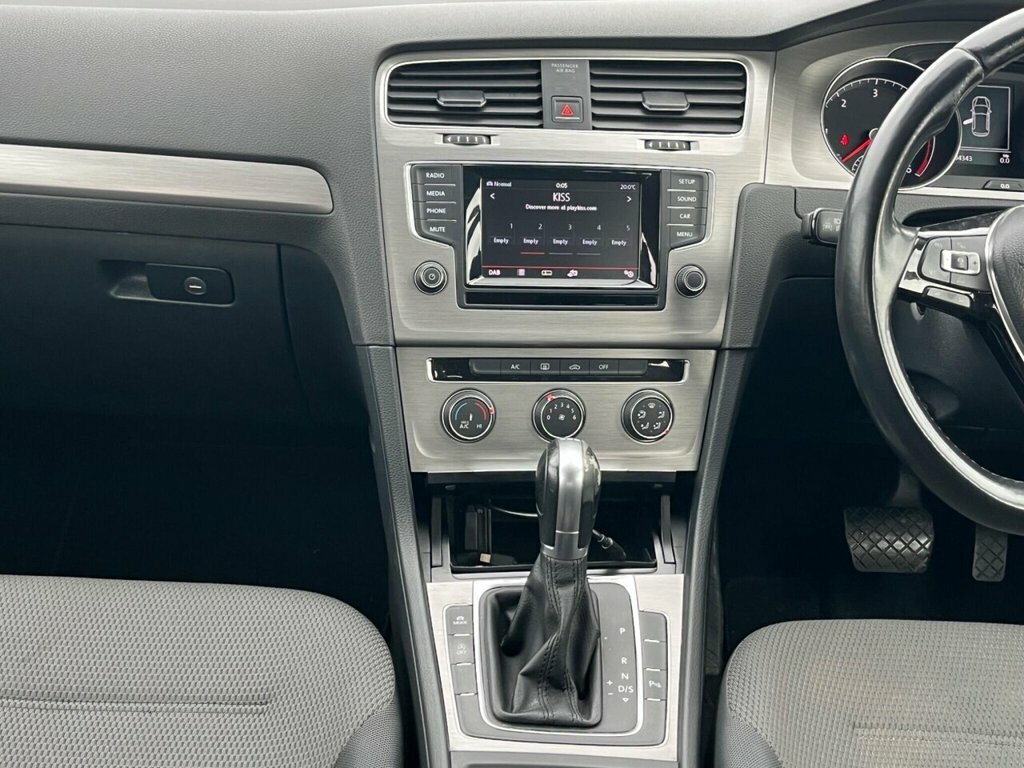 Volkswagen Golf 1.4 Tsi Match Dsg Black #49
