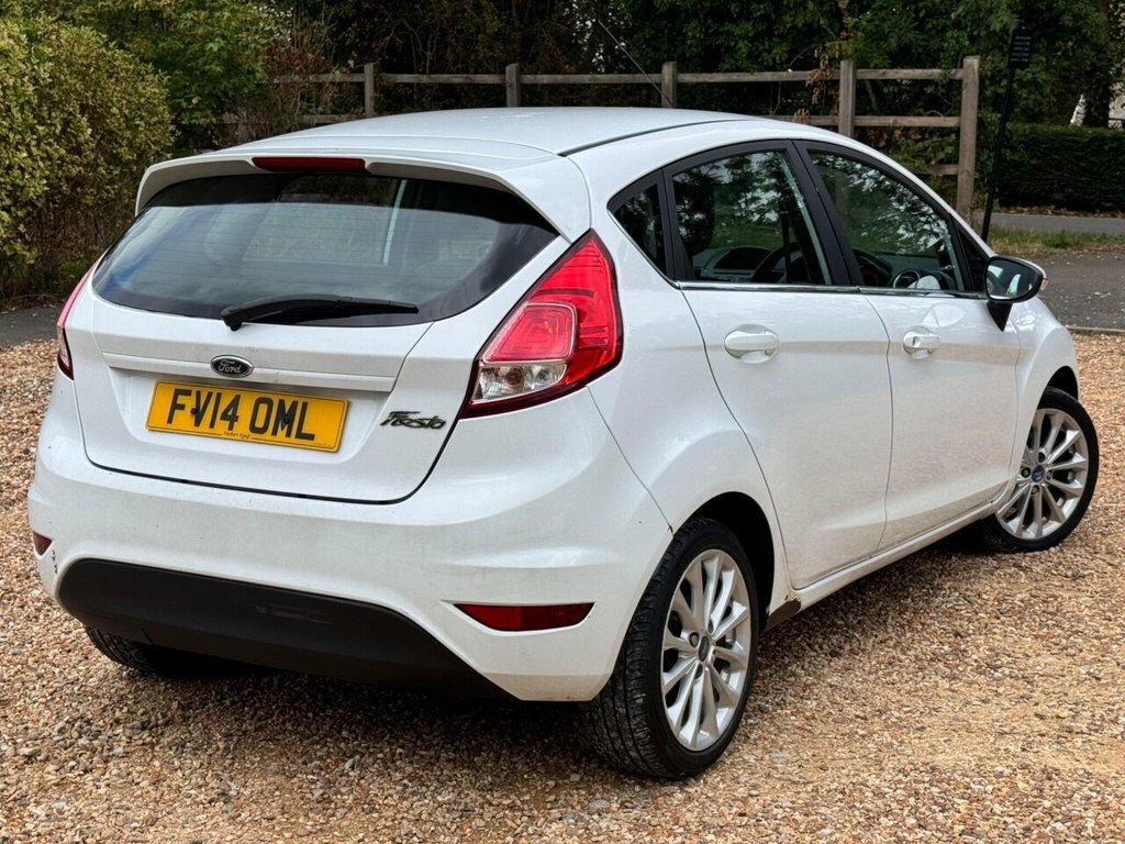 Ford Fiesta 1.5Tdci Zetec Red #5