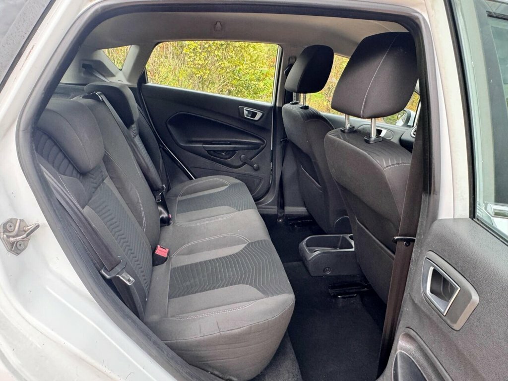 Ford Fiesta 1.5Tdci Zetec Red #10