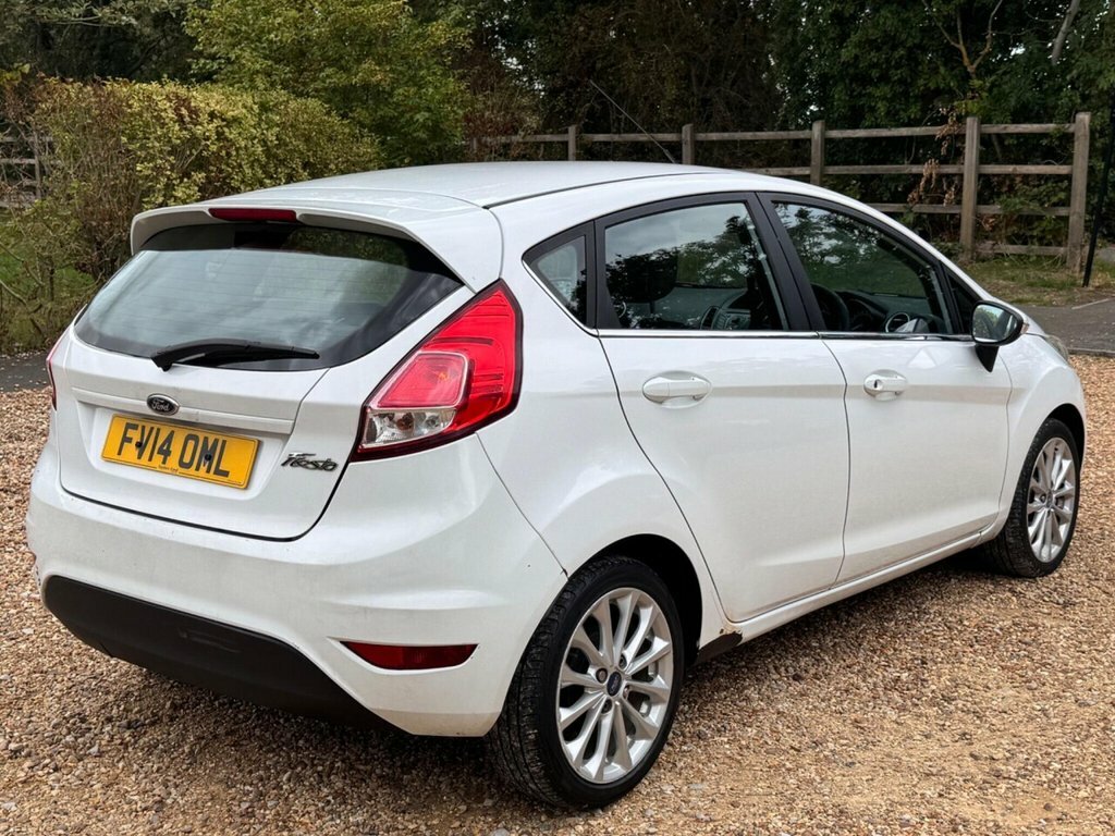 Ford Fiesta 1.5Tdci Zetec Red #24