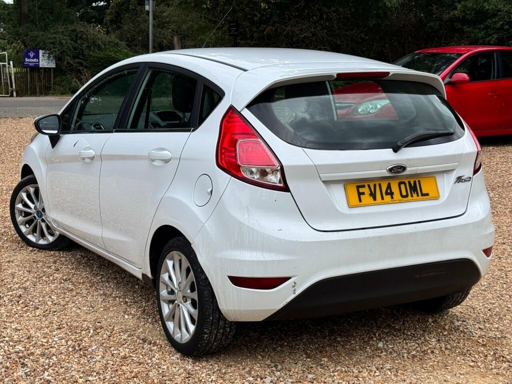 Ford Fiesta 1.5Tdci Zetec Red #4