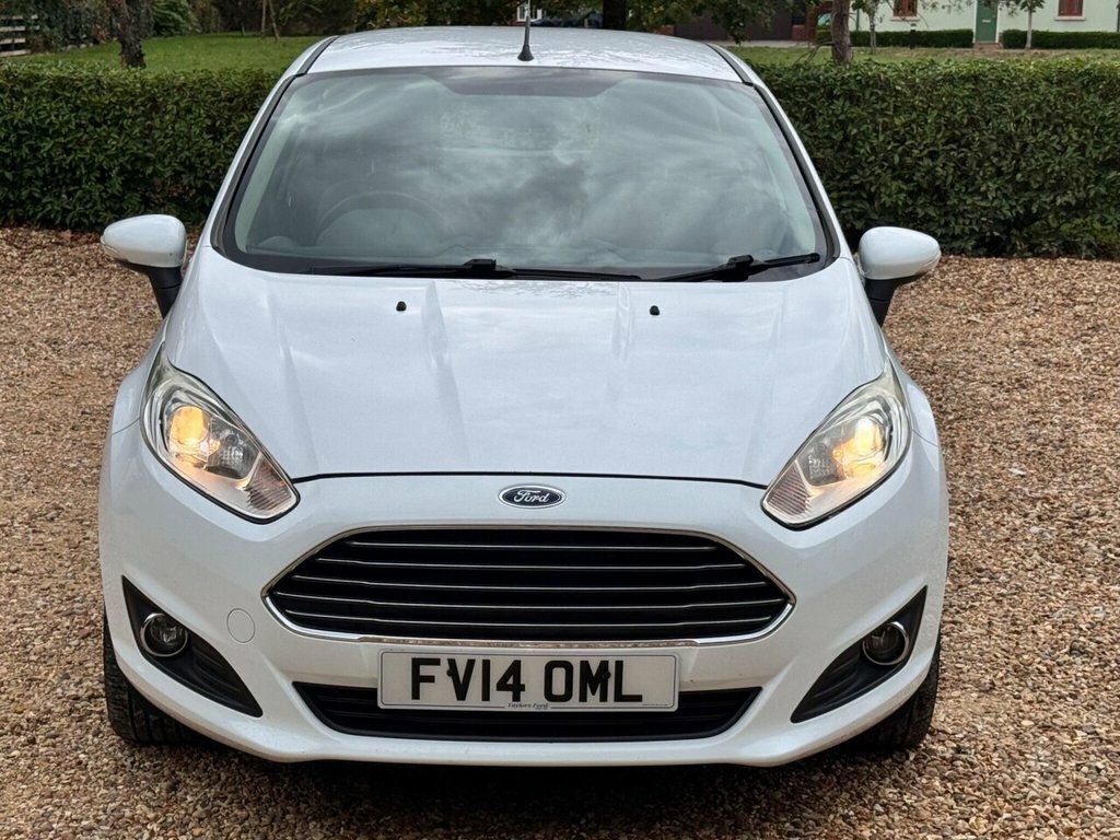Ford Fiesta 1.5Tdci Zetec Red #20