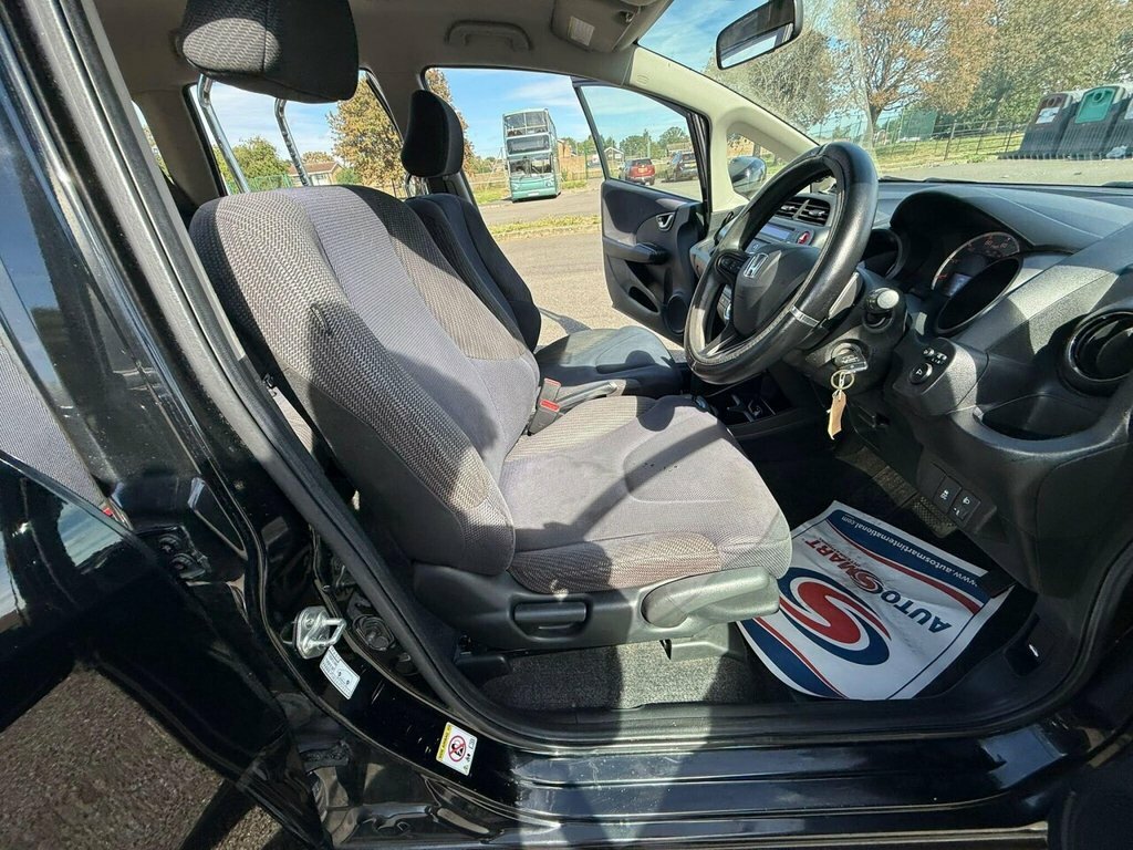Honda Jazz 1.4 I-vtec Es Cvt Blue #19