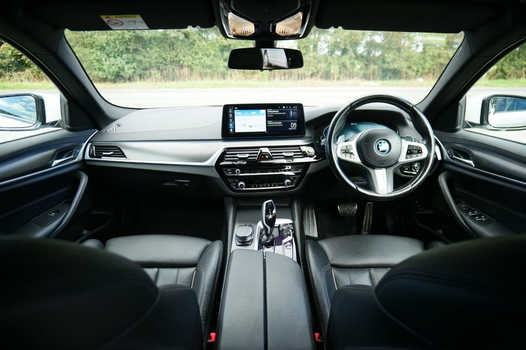 BMW 5 Series 2L M Sport LL72ZBC White #3