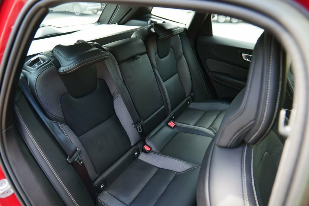 Volvo XC60 B5 Ultimate Awd Mhev Black #32