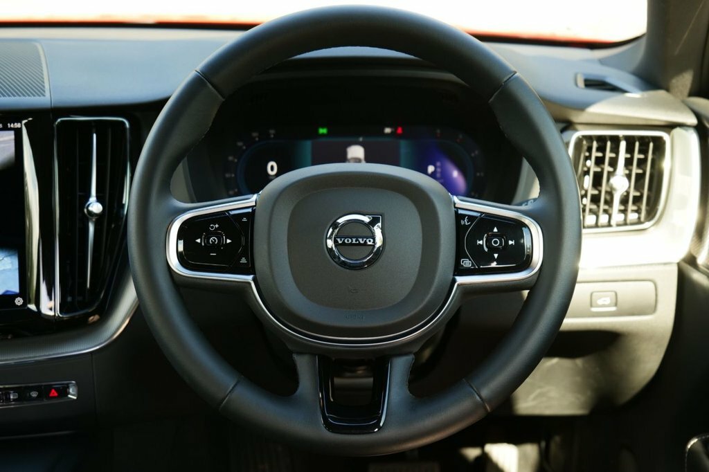 Volvo XC60 B5 Ultimate Awd Mhev Black #9