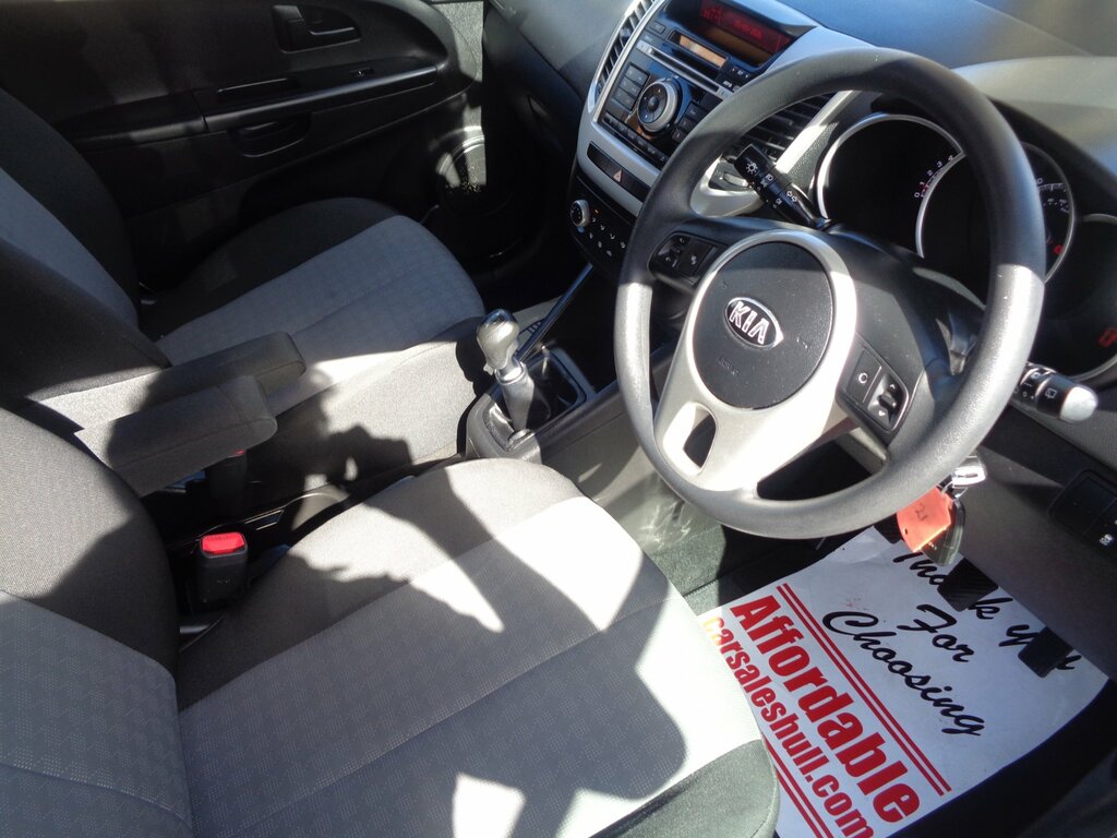 Kia Venga 1.4 1 Mpv Euro 6 Ss 89 Bhp White #5