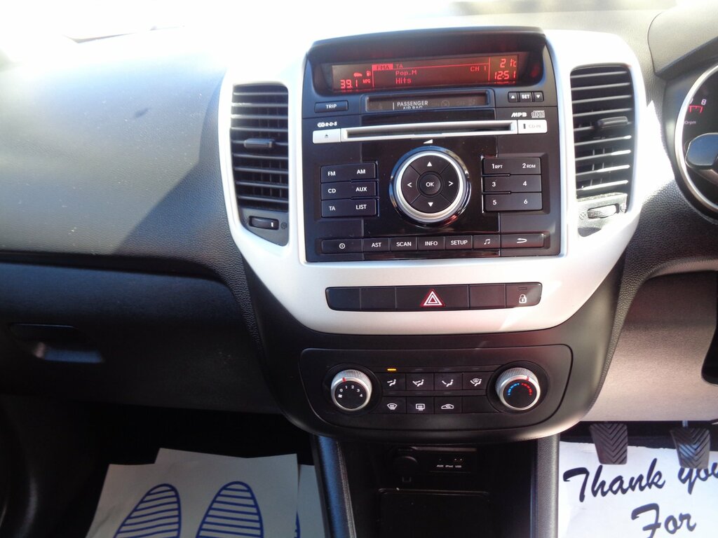 Kia Venga 1.6L 3 Silver #7