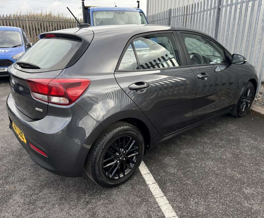 Kia RIO Hatchback 2 1.0 T-gdi 2017 Grey #5