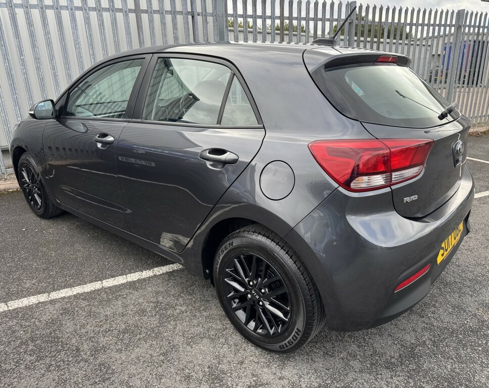 Kia RIO Hatchback 2 1.0 T-gdi 2017 Grey #4