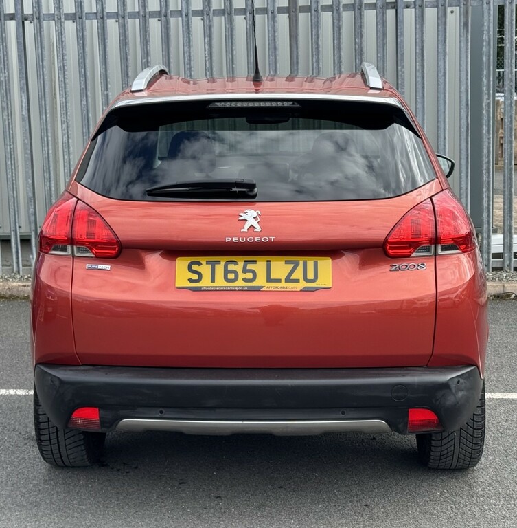 Peugeot 2008 Feline 1.2 Puretech Red #6