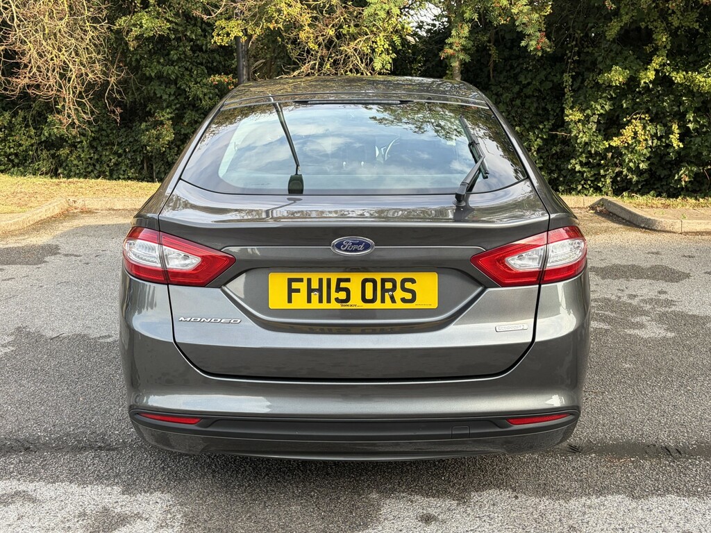 Ford Mondeo Hatchback 1.5 T Ecoboost Zetec 2015 Grey #5