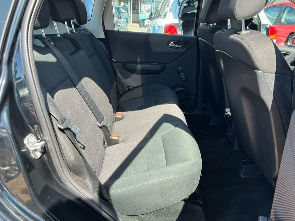 Mercedes-Benz A Class Hatchback Blue #19