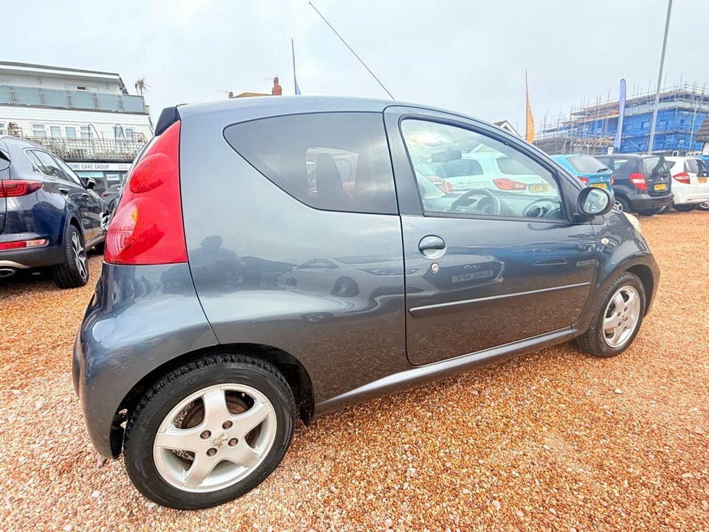Peugeot 107 1L Envy Grey #3