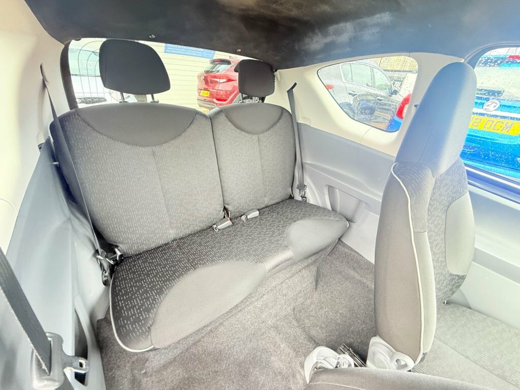Peugeot 107 Hatchback Grey #20