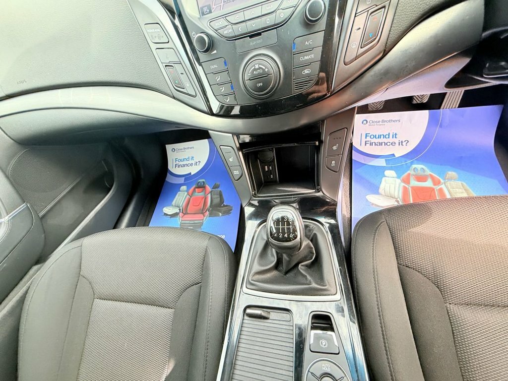 Hyundai I40 1.7L Active White #29