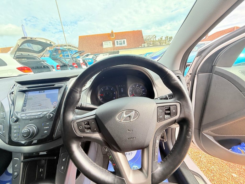 Hyundai I40 1.7L Active White #33