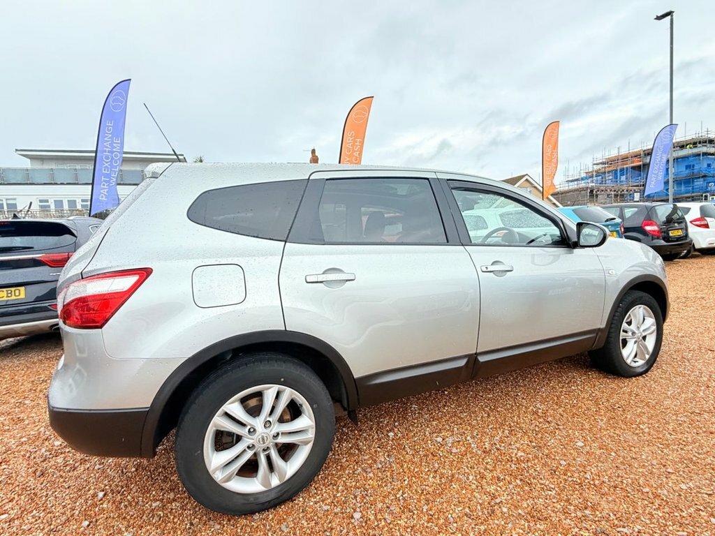 Nissan Qashqai+2 1.6L Acenta Silver #3