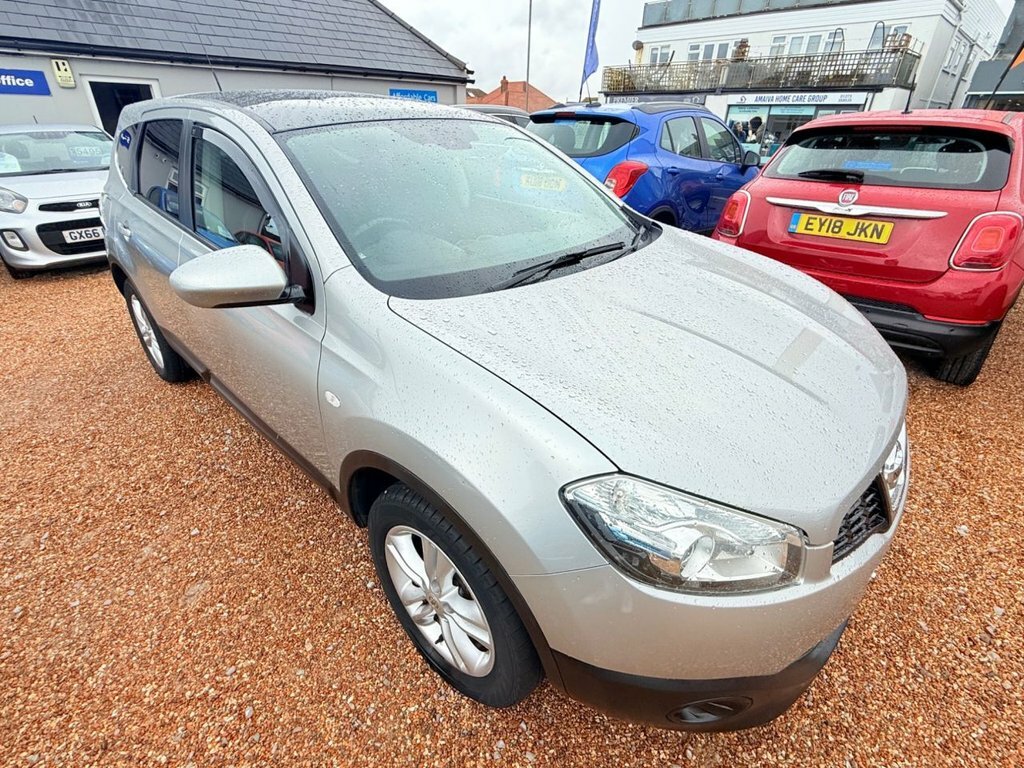 Nissan Qashqai+2 Hatchback Black #7