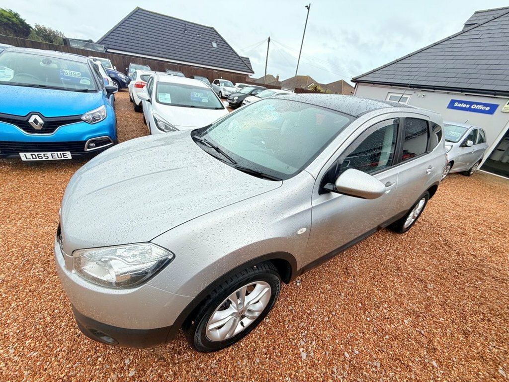 Nissan Qashqai+2 Hatchback Black #12