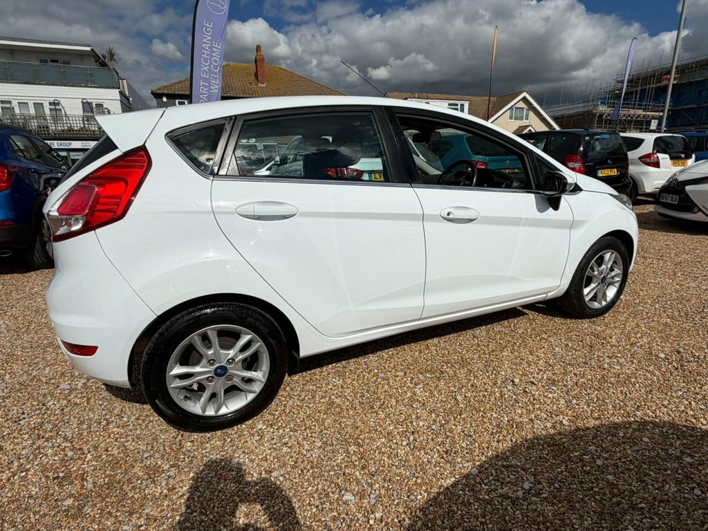 Ford Fiesta 1L Zetec White #5