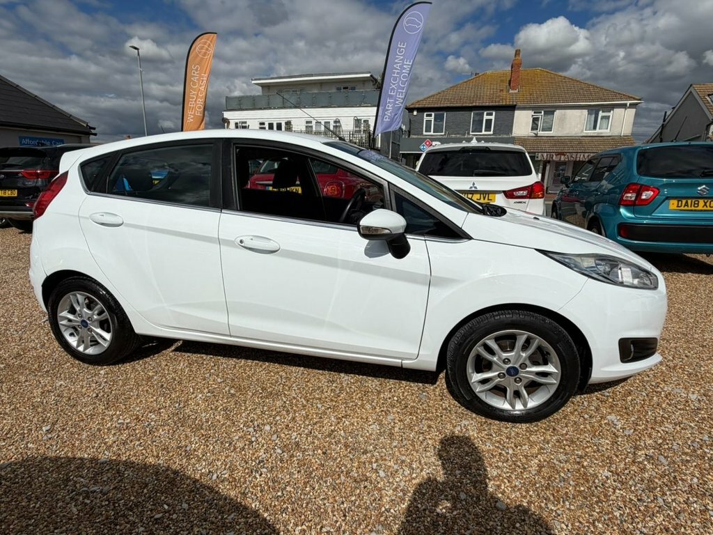 Ford Fiesta 1L Zetec White #4