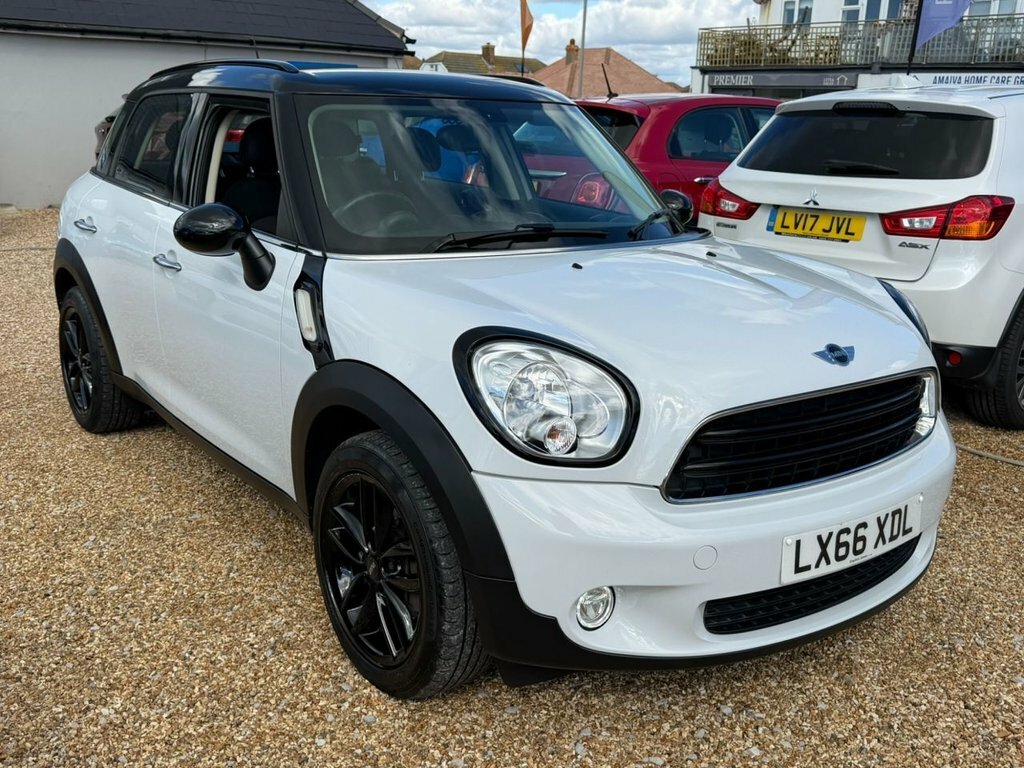 Mini Countryman 1.6L Cooper White #2